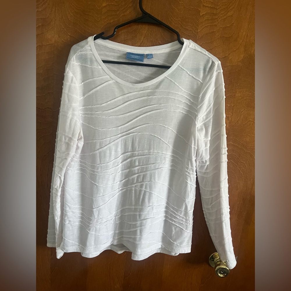 Long sleeve crew neck